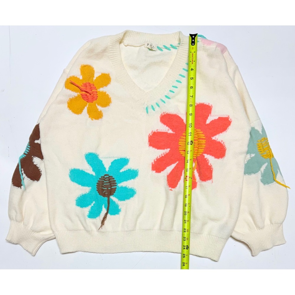 POL Clothing Women Cream Floral Knit V-Neck Sweater 3D Embroidery YST341 Large